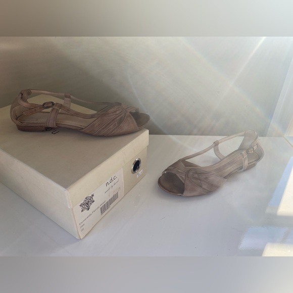 $335 N.D.C. Made by Hand Esmeralda Sandals Aged Florida Wash Taupe EU 36 / US 6 - Picture 4 of 11